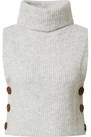 Cream Pullover 