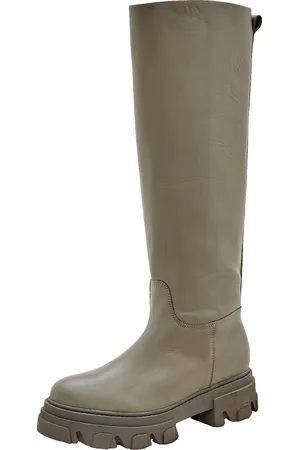 EDITED the label Støvler 