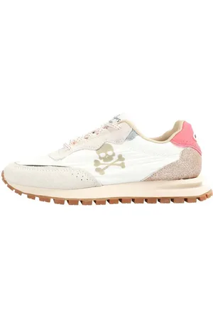 SCALPERS Sneakers