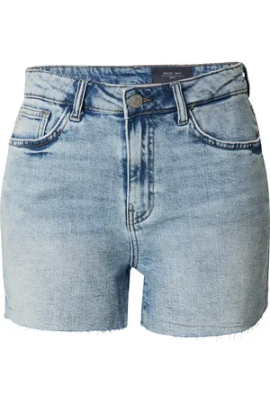 Noisy May Jeans