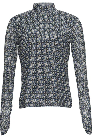 Comma, Shirts