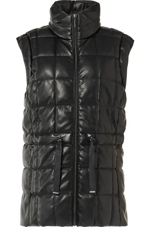 Comma, Vest