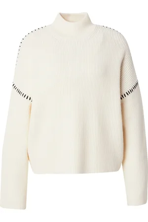Second Female Pullover