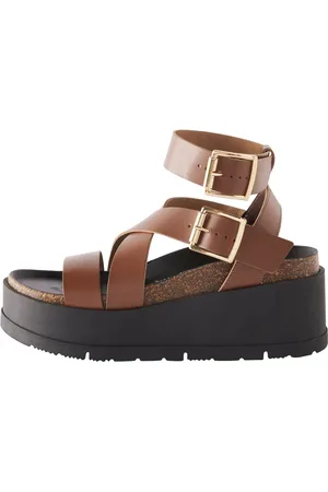 Next Sandaler
