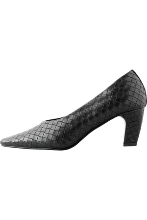 Next Pumps 