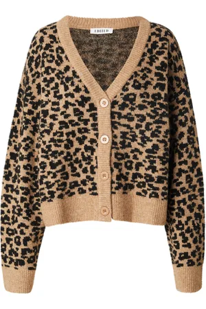 EDITED the label Cardigan 