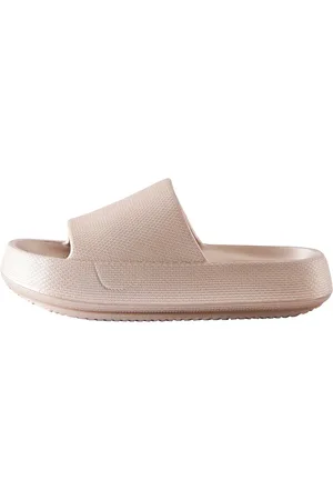 Next Sandaler