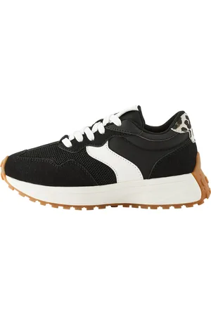 Next Sneakers