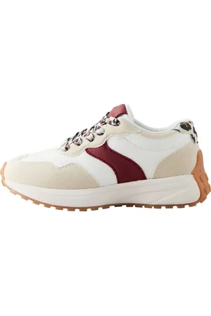 Next Sneakers