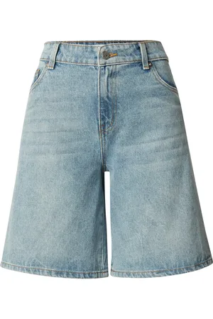 Out Of Jeans 