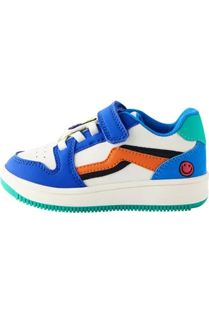 Next Sneakers