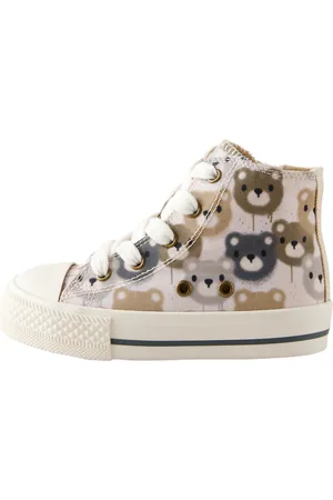 Next Sneakers