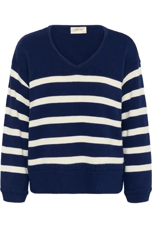 Cream Pullover 
