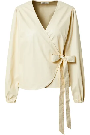 EDITED the label Bluse 