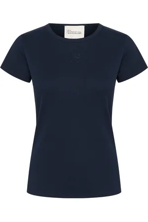 My Essential Wardrobe Shirts