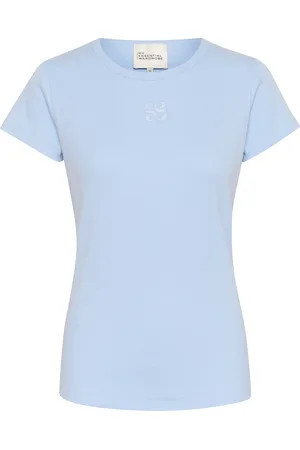 My Essential Wardrobe Shirts