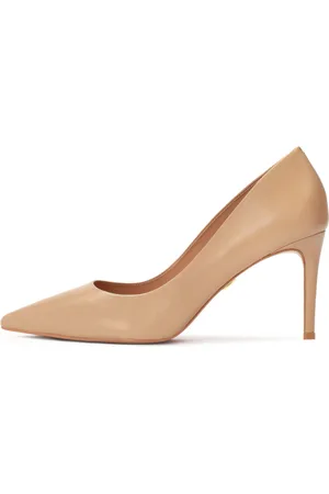 Kazar Pumps