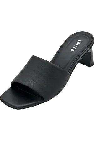 EDITED the label Sandaler 
