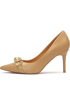 Kazar Pumps