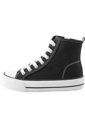 Next Sneakers