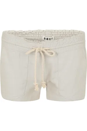 Roxy Bukser 