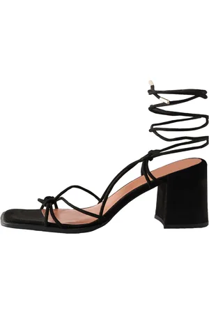 Next Sandaler med rem 