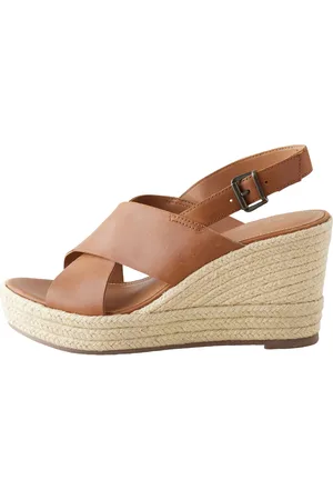 Next Sandaler med rem 