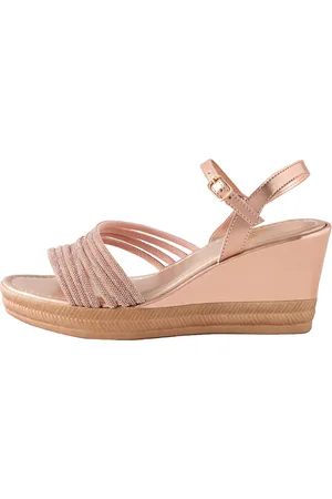Next Sandaler med rem