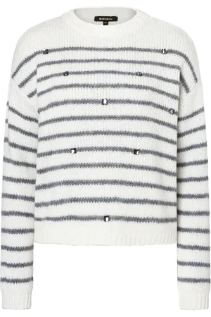More & More Pullover