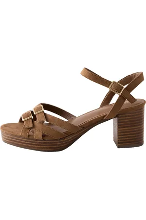 Next Sandaler med rem 