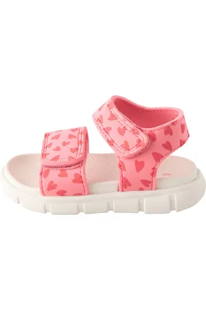 Next Sandaler