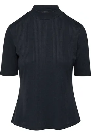 Comma, Shirts