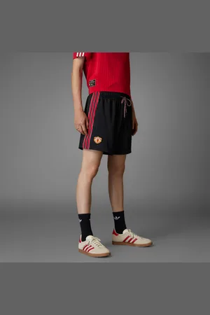 adidas Manchester United Terrace Icons shorts