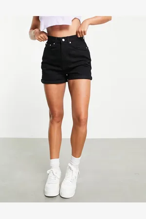 NA-KD Mom-denimshorts med opsmøg i bomild - BLACK