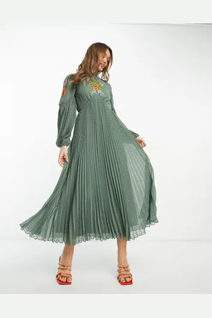 ASOS Plisseret maxikjole med broderier og blondeindsatser i kakigrøn