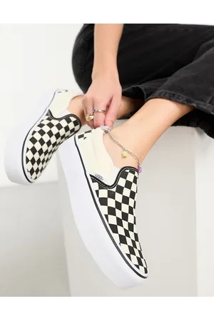 Vans Classic - Slip-on-sneakers med flatform-sål og sorte og hvide skaktern