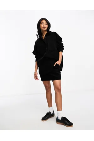 ASOS Mininederdel med A-form og lomme i fløjl