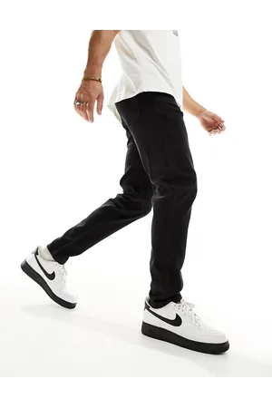 New Look Sorte tilspidsede jeans fra