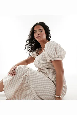 Esmée Esmée Curve - Rynket strand-maxikjole med pufærmer og beige/hvide gingham-tern-Multifarvet