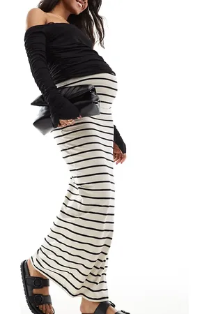 Mama;licious Mamalicious Maternity - Cremehvid stribet maxinederdel i jersey med taljekant over maven-Neutral