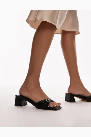 Topshop Isha - Sorte mules med mellemhøj blokhæl og spænde i krokodillelook