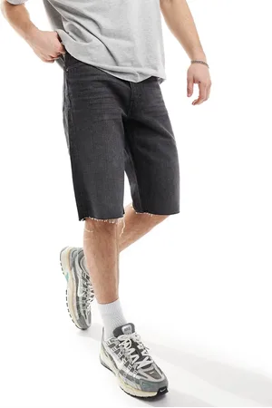 Weekday Civic - Knælange denimshorts i sort