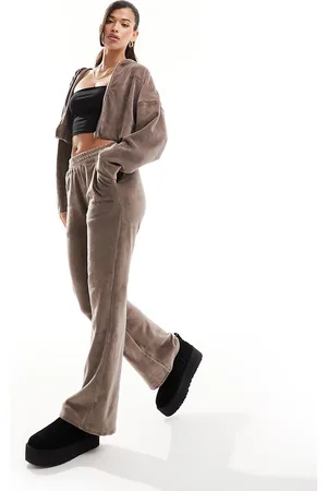 Kaiia Studio - Brune joggingbukser med logoprint og svaj - Del af sæt