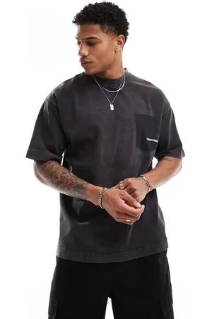The Couture Club T-shirt i vask med lommedetalje