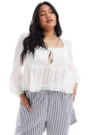 ASOS ASOS DESIGN Curve - Langærmet bluse med firkantet hals og blondeindsats i cremehvid