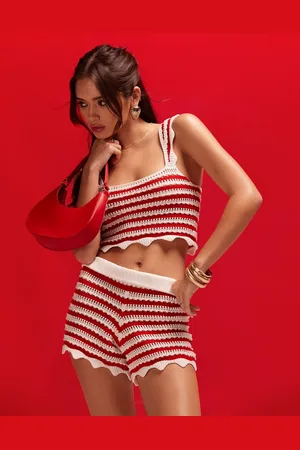 ASOS Hæklede shorts med røde striber - Del af sæt