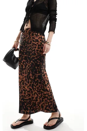 ASOS Asymmetrisk midinederdel i satin med dyreprint-Multifarvet