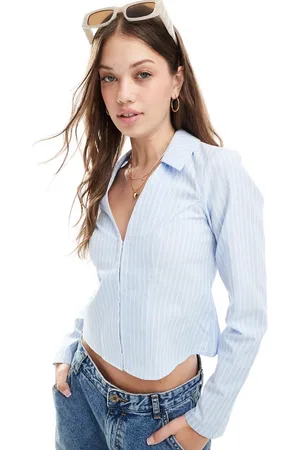 Miss Selfridge Figursyet skjorte med blå striber i poplin