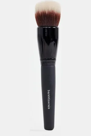 bareMinerals Smoothing face makeupbørste fra