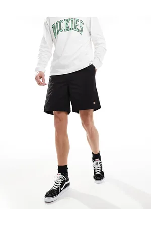 Dickies Fincastle - Sorte shorts i tech-nylon